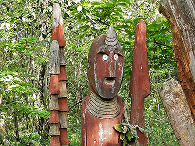 A Konso Waaq sculpture - Par Bernard Gagnon (Travail personnel) [GFDL (http://www.gnu.org/copyleft/fdl.html) ou CC BY-SA 3.0 (http://creativecommons.org/licenses/by-sa/3.0)], via Wikimedia Commons